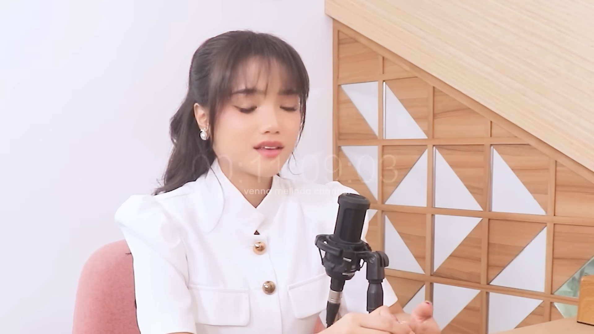 Venna Melinda (Yt-VennaMelindaChannel)
